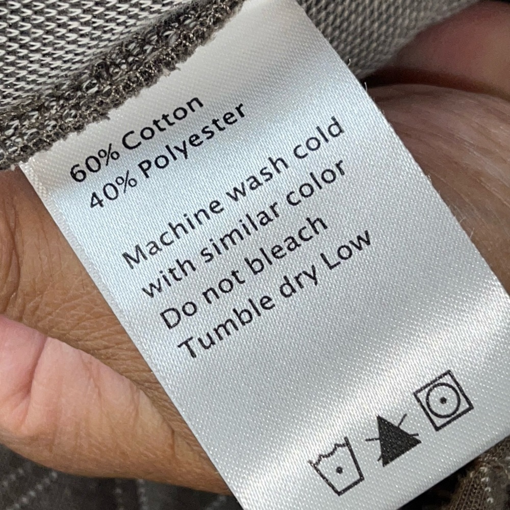 Women’s Kavu , waffle knit quilted hooded jacket, full zip. Size large GUC - Picture 7 of 8